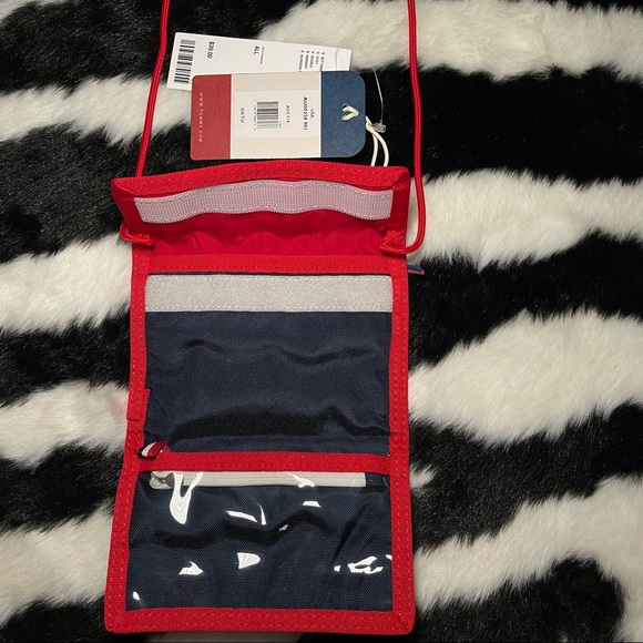 Tommy Jeans Logo Tape Wallet - Picture 4 of 5